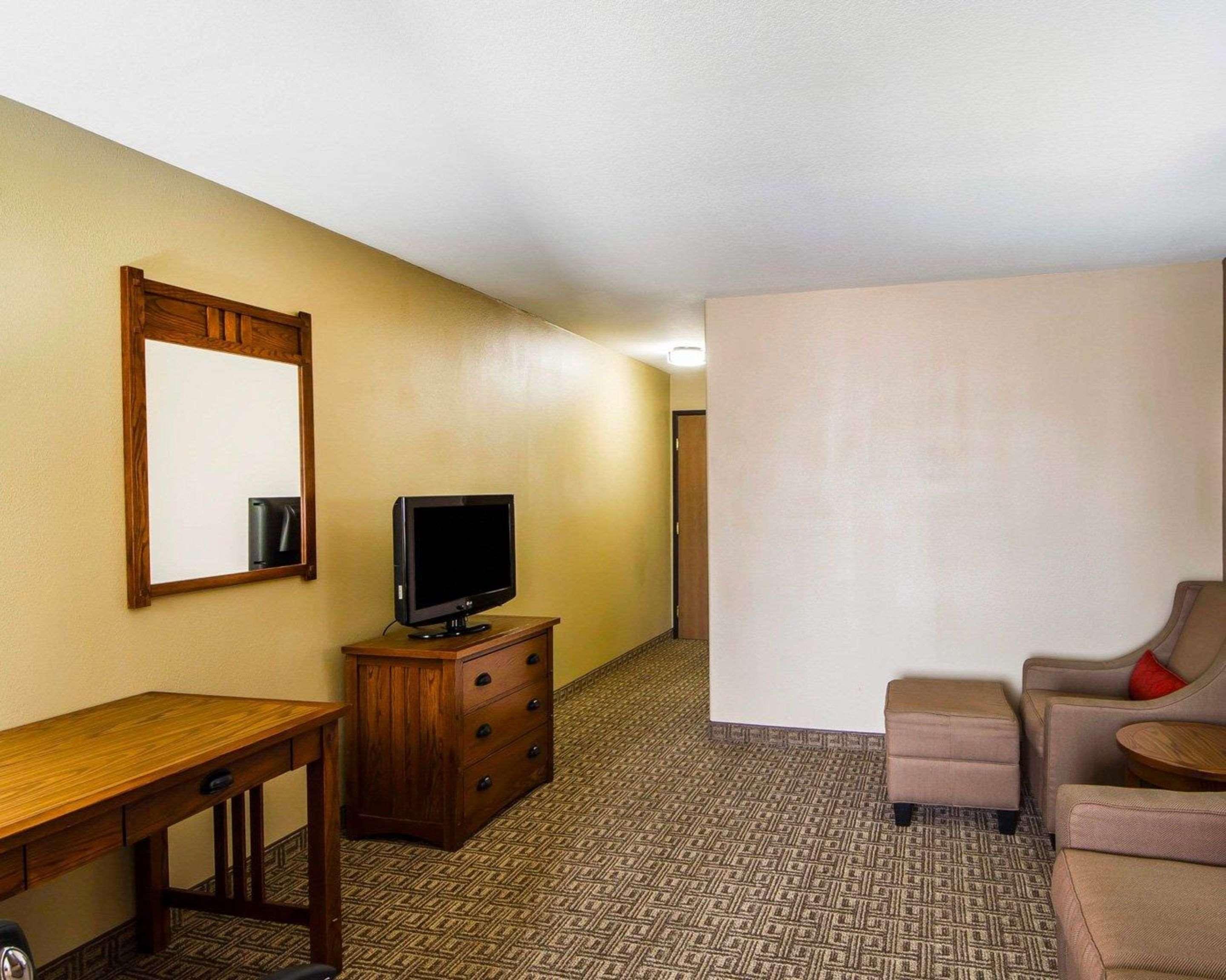 Comfort Inn & Suites Ponca City Near Marland Mansion Экстерьер фото